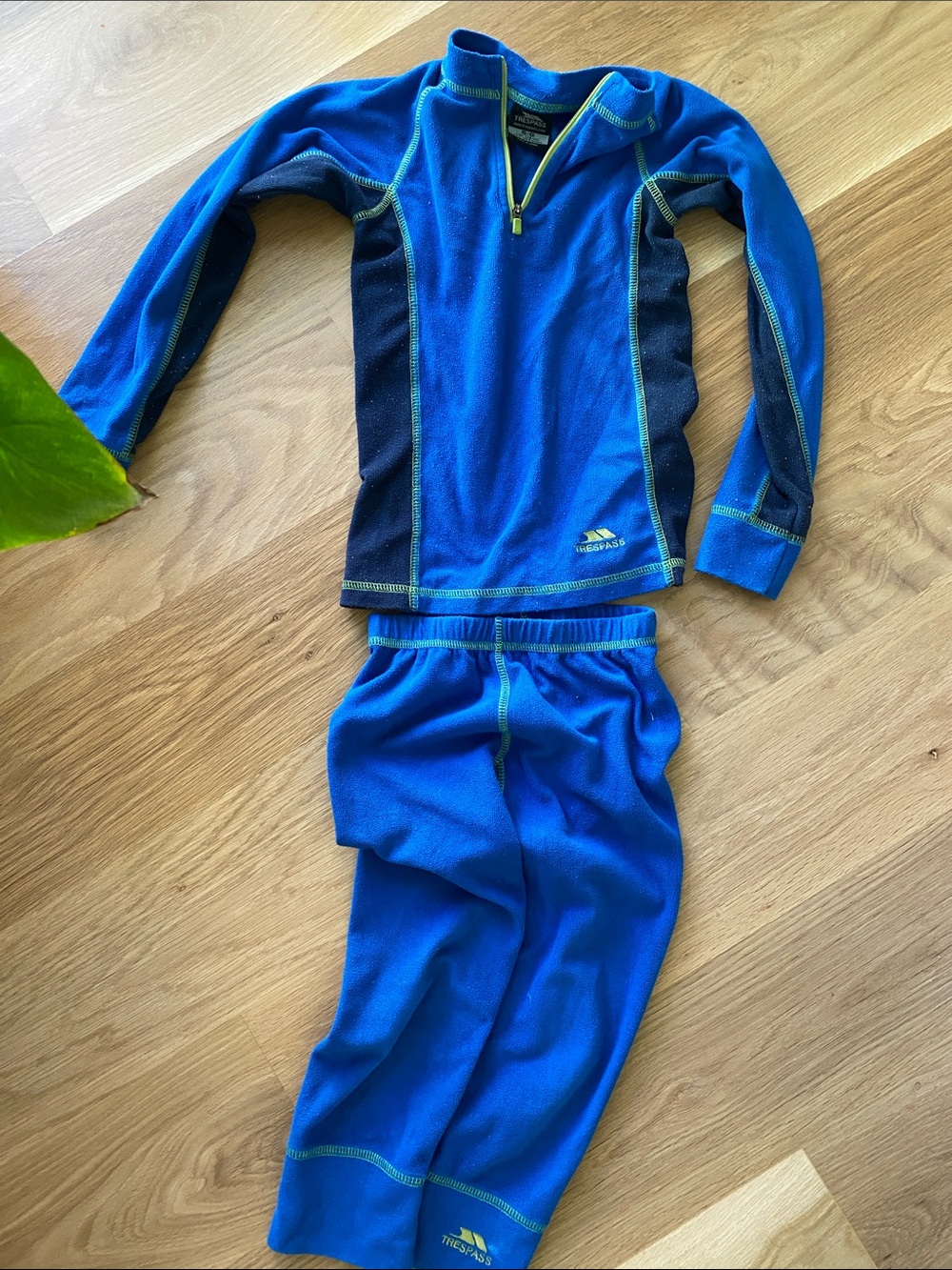 Trespass Bright Blue Kids Two-Piece fleece long underwear